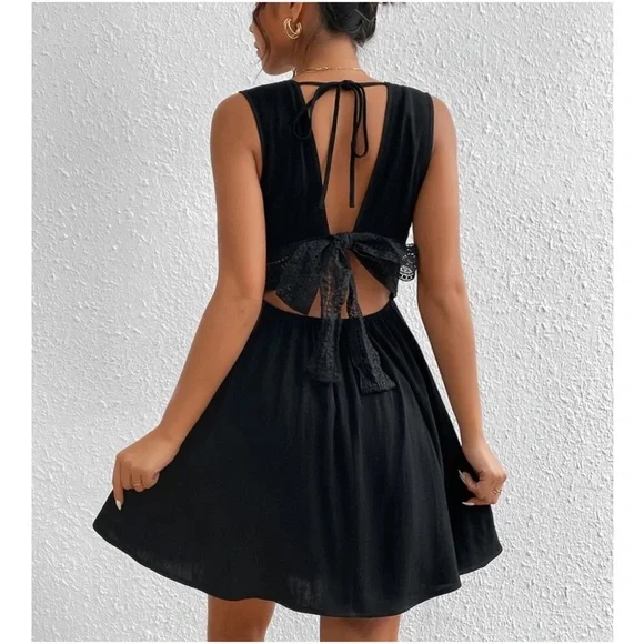 Plunging Neck Lace Evening Party Dress - Picture 9 of 9